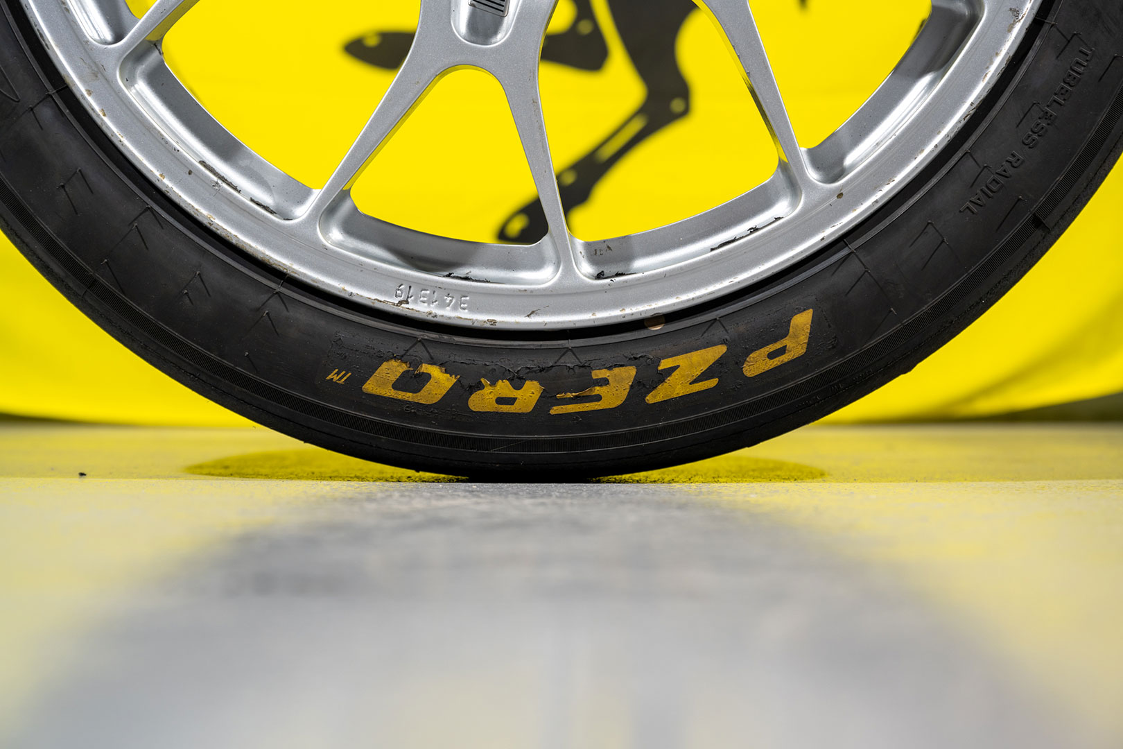 wheelset-ferrari-488-challenge-2023_09_14-10