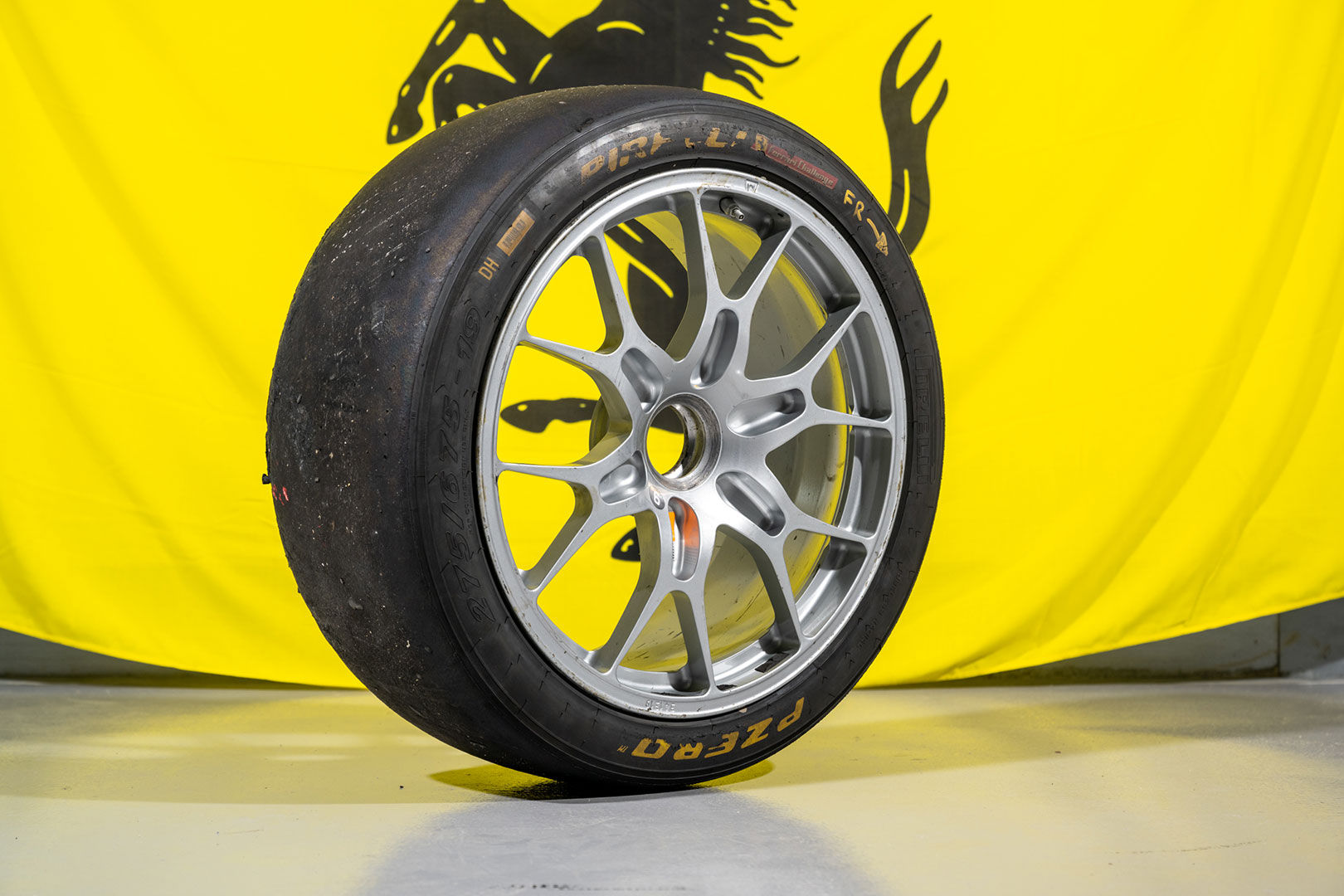 wheelset-ferrari-488-challenge-2023_09_14-14