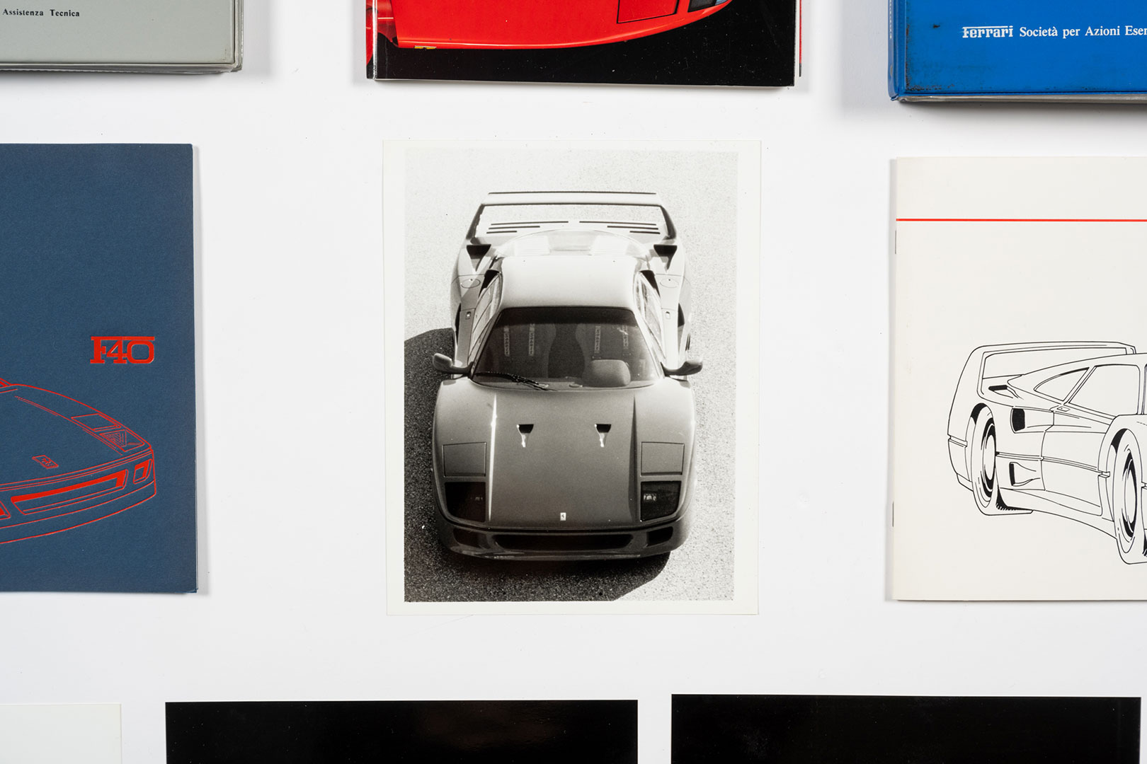 ferrari-F40-toolkit-and-accessories-2024_05_03-23