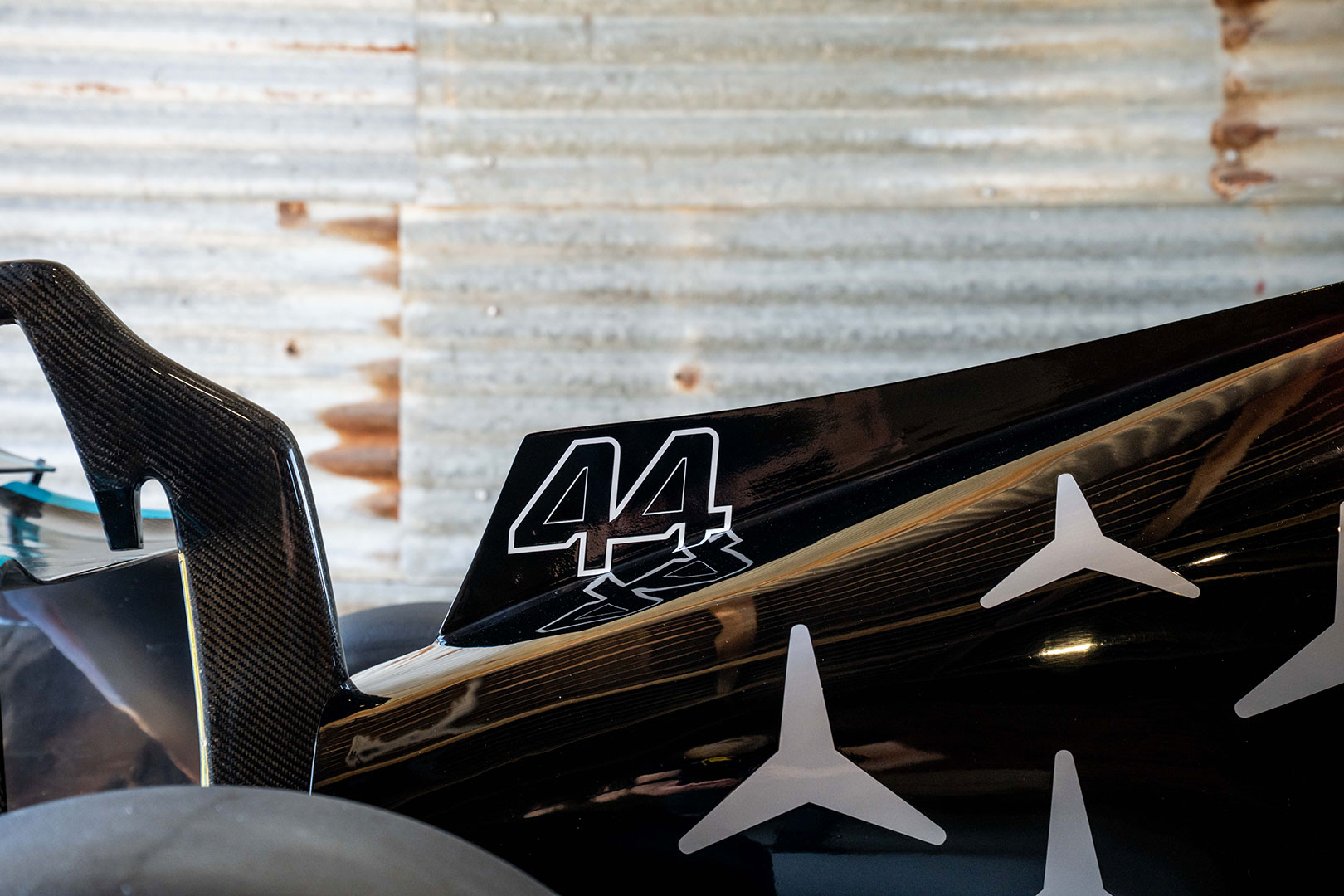 mercedes-AMG-F1-2024-replica-lewis-hamilton-2025_05_06-19