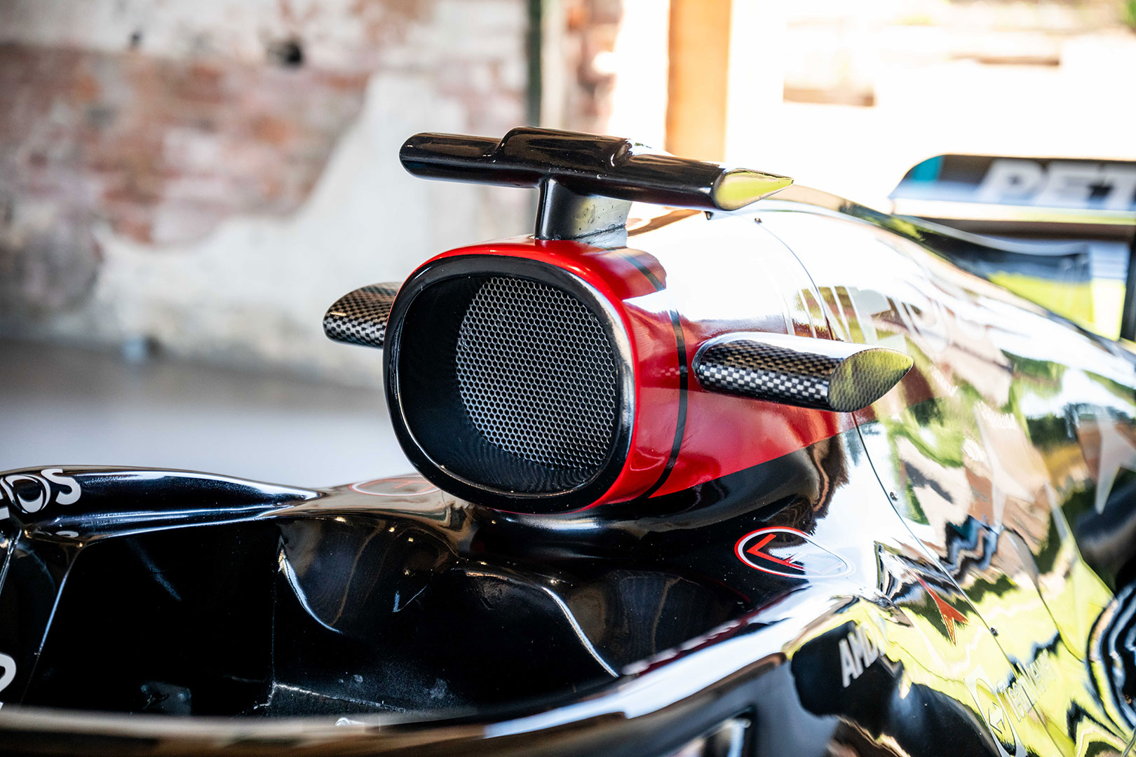 mercedes-AMG-F1-2024-replica-lewis-hamilton-2025_05_06-37